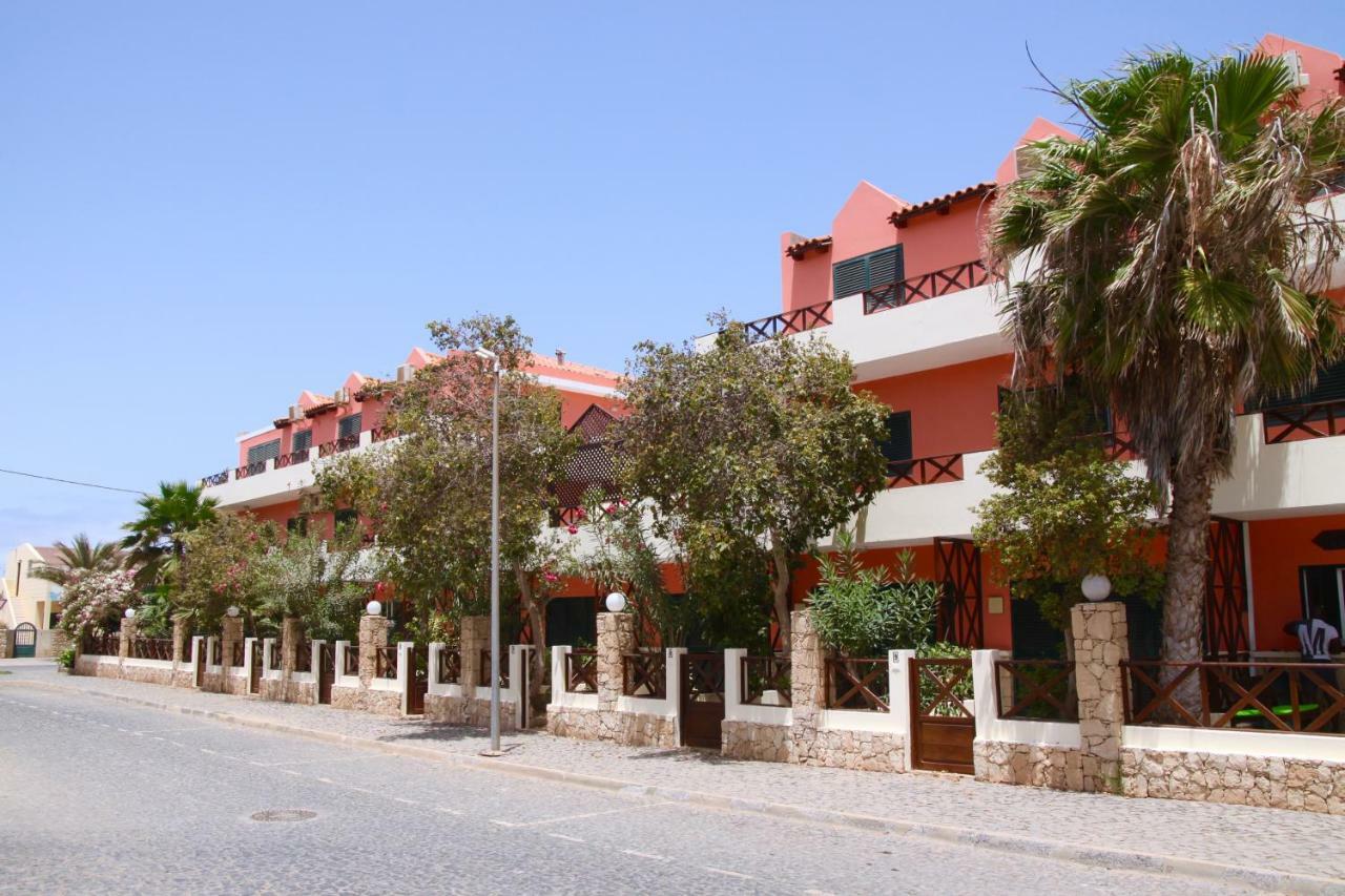 Aparthotel Ponta Preta Santa Maria Exterior photo